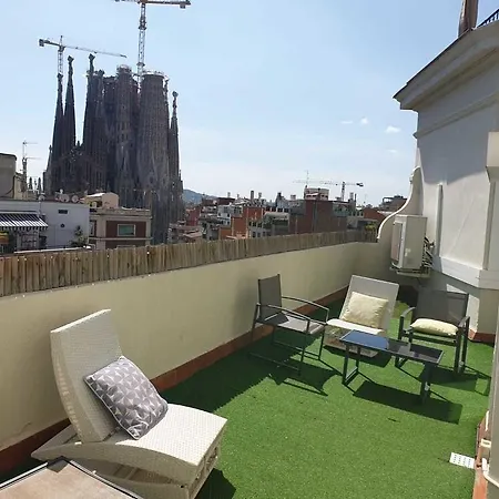 Sagrada Familia Apartment *